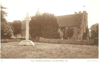 Calbourne : War Memorial and Church