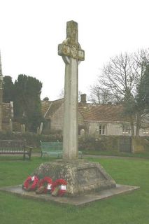 Calbourne : War Memorial