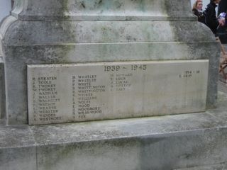 Newport : War memorial  