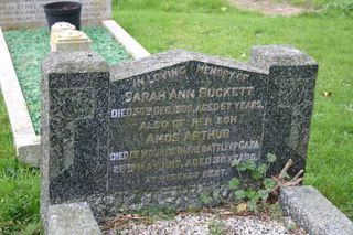 Yarmouth St James's Cemetery : A A Buckett
