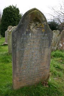 Yarmouth St James's Cemetery : L Warder